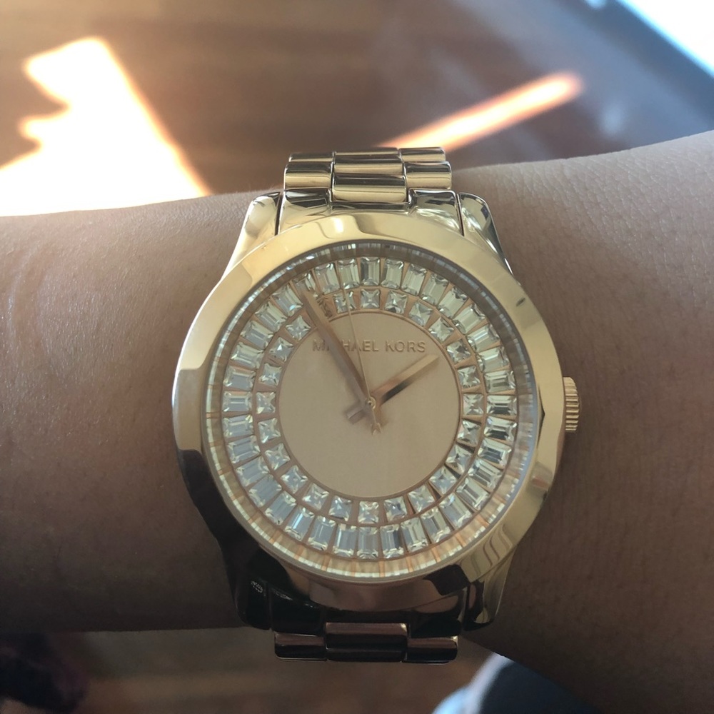 MK watch - Picture 2 of 5